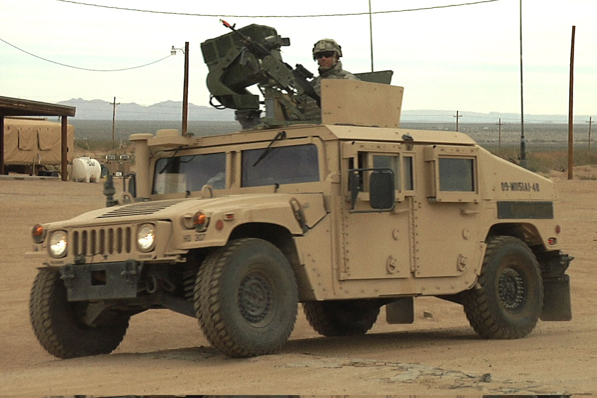 HMMWV Humvee