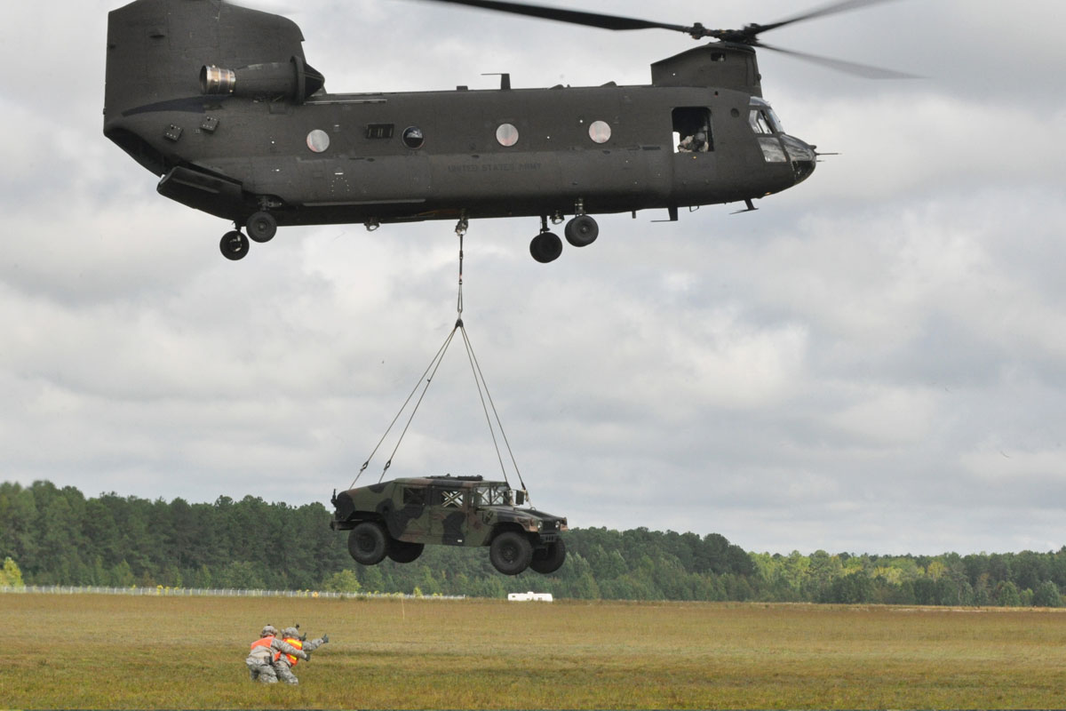 HMMWV Humvee